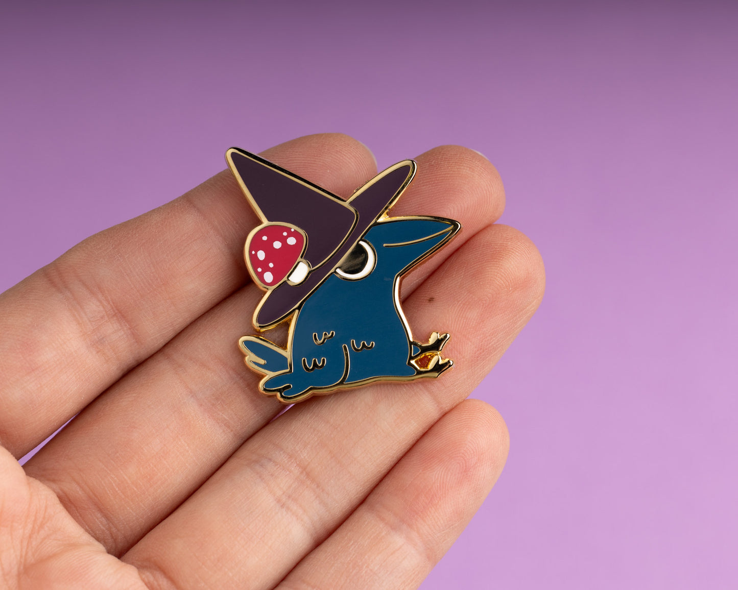 Crow with a Hat - Enamel Pin